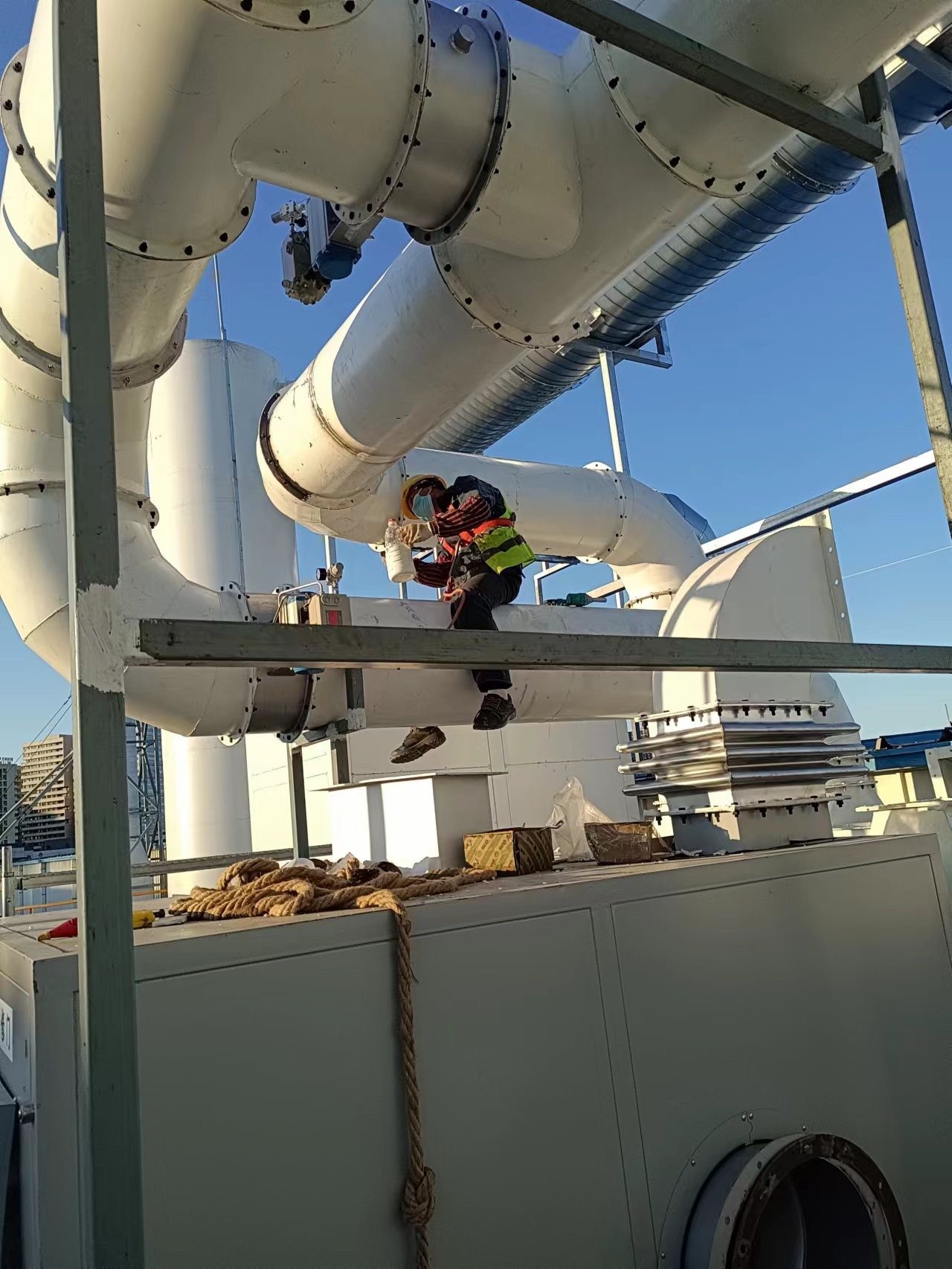 烟台延锋汽车：50000m³ /h干式过滤*2+100000m³ /h绿泉自主品牌沸石转筒+8000m³ /hCO